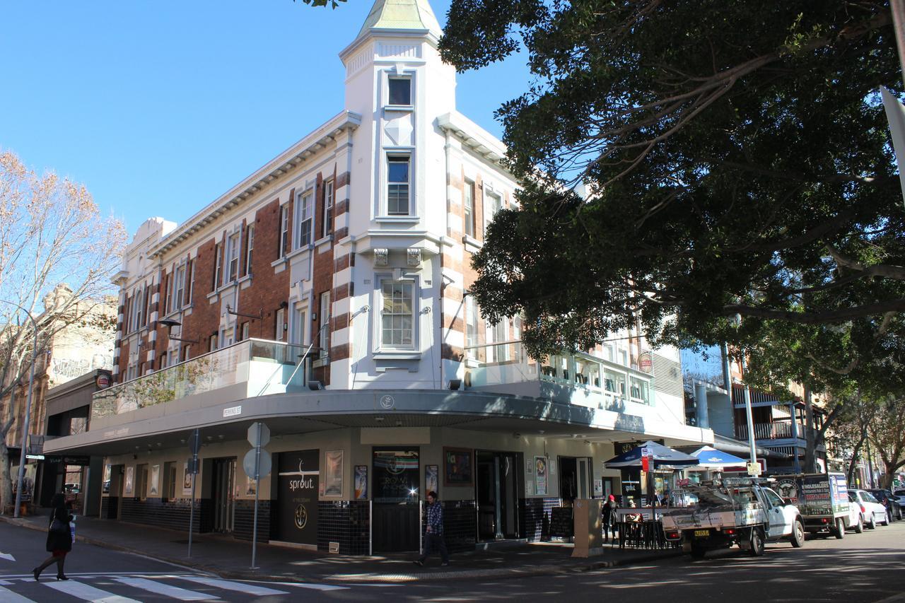 The Crown & Anchor Hotel Newcastle Exterior photo